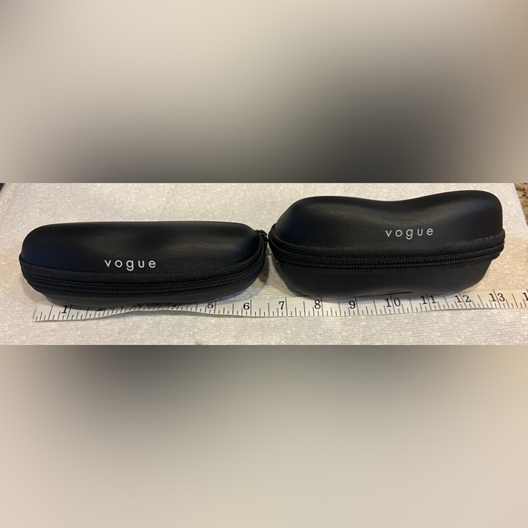 Vogue Eyewear Cases - Authentic Vogue Semi-Hard Set of 2 Eyeglass Cases New Cond - Picture 4 of 9